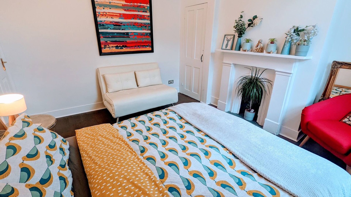Highbury West House | Luxury 4/5 bed 2 bath Victorian London home