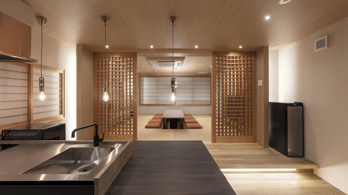 Sakyo Ward Hotel | Luxury 4Story Villa near Heian Shrine | Private Hinoki Hot Bath | Rooftop with Scenic Views/Kyoto Kyōto