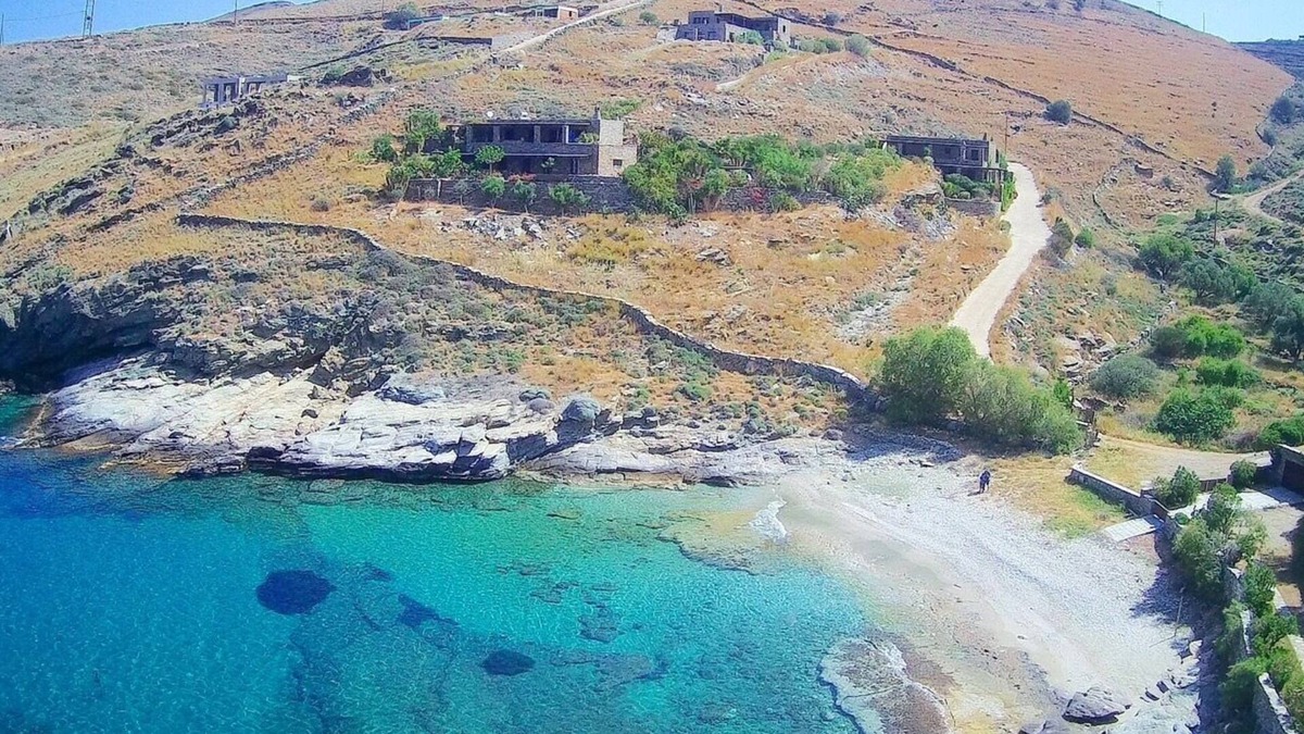 Pisses Villa | Luxury 5-Bdrm, 3 Apt Villa, tranquil, Private Sea/Sunset view, Secluded Beach