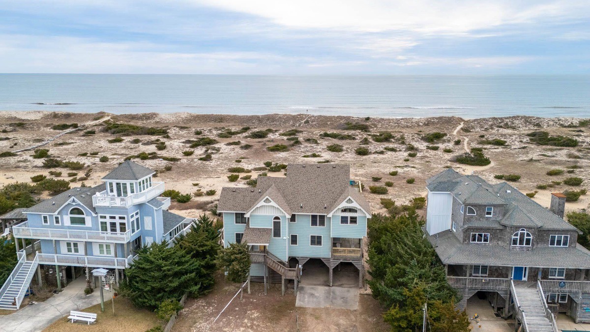 Farrow Shores House | Luxury 5 bedroom/5 bath oceanfront with pool