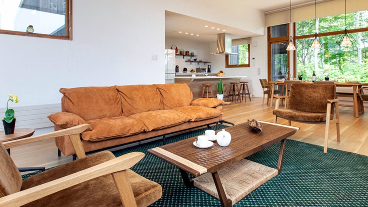 Niseko House | Luxury 5 Star 3 Bedroom Chalet, Niseko Chalet 1005