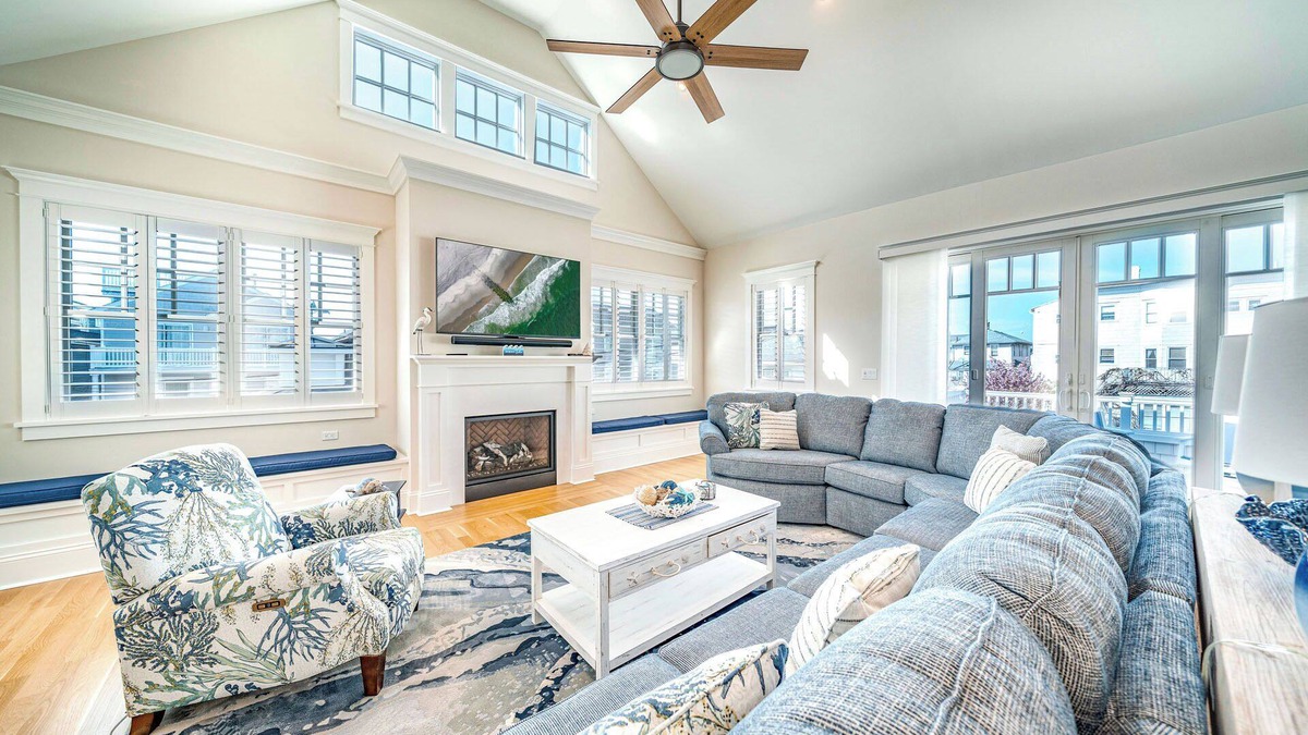 North End Condo | Luxury 5BR, 5.5BA w/Private Balcony, Elevator, Fireplace & Near Boardwalk
