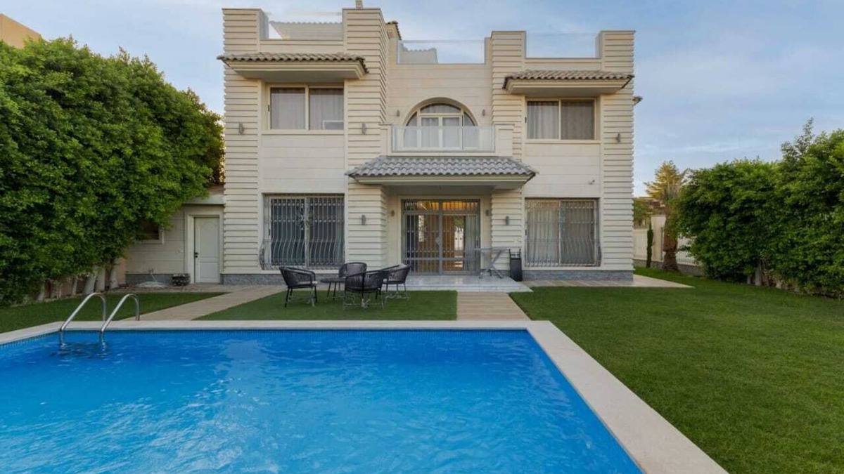 Sheikh Zayed City Villa | Luxury 6BR Villa with Private Pool in Royal City Compound - Sheikh Zayed