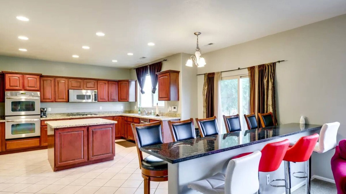 Lehi House | Luxury 8-bedroom house in Silicon Slopes- Ski-Chewfaster
