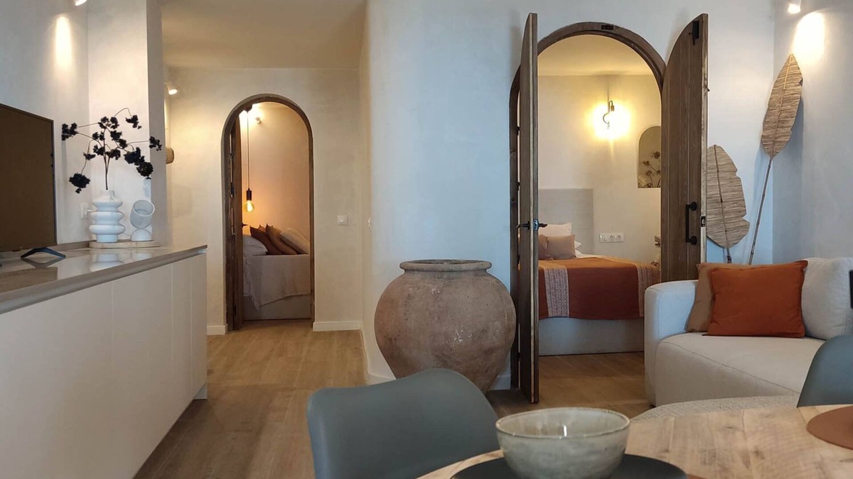 Playas del Palo Apartment | Luxury 80m2 private apartment right on the beach in Malaga