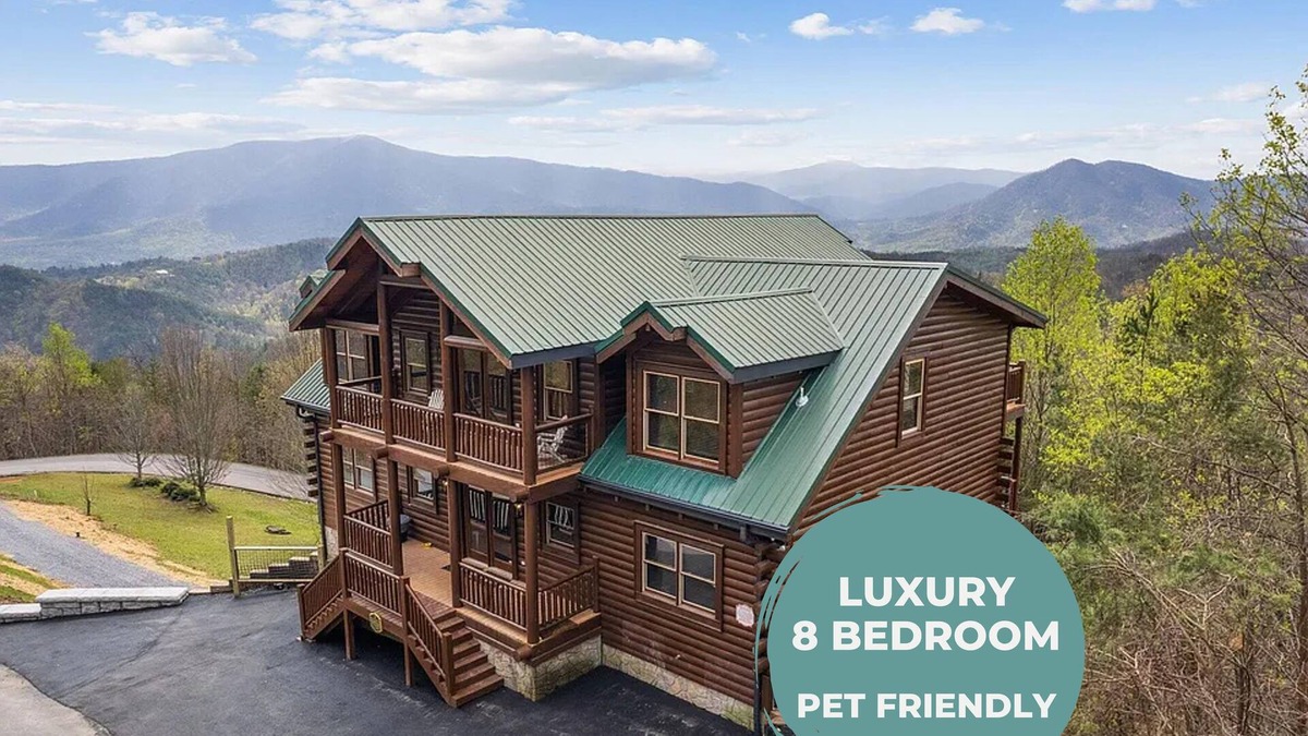 Gatlinburg - Pigeon Forge Cabin | Luxury-8BR-Lodge-Game Room-Theater&MountainViews