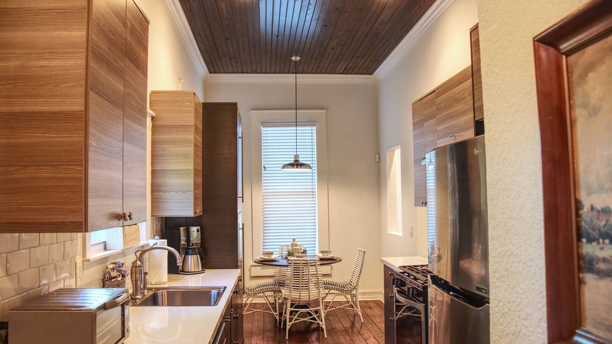 Historic District House | Luxury Antique Gem in Historic Downtown Ocala/WEC/HITS