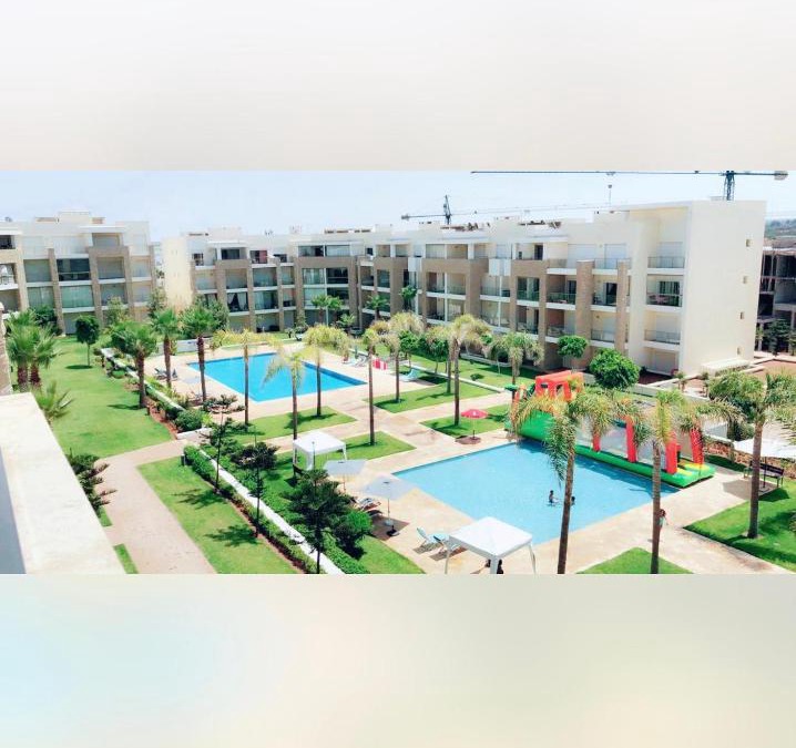 Plage des Nations Apartment | Luxury Apartement Near the Beach