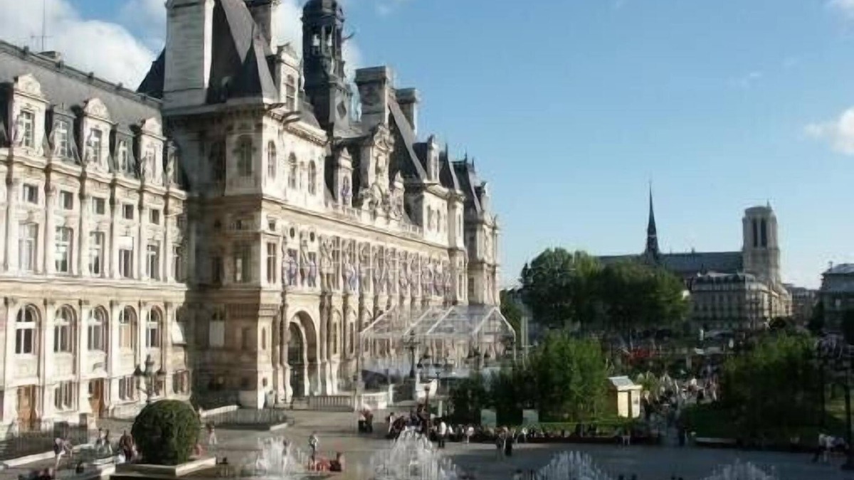 Saint-Merri Apartment | Luxury apartment at the heart of Paris Rent