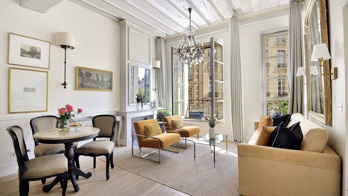 Paris City Center Apartment | Luxury Apartment in Heart of Paris - Île de la Cité-Notre Dame-Cafes