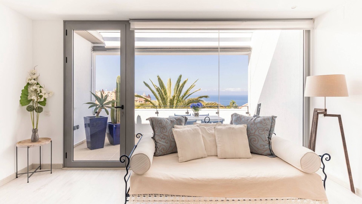 Santa Ursula Apartment | Luxury apartment in the best area of Santa Ursula.