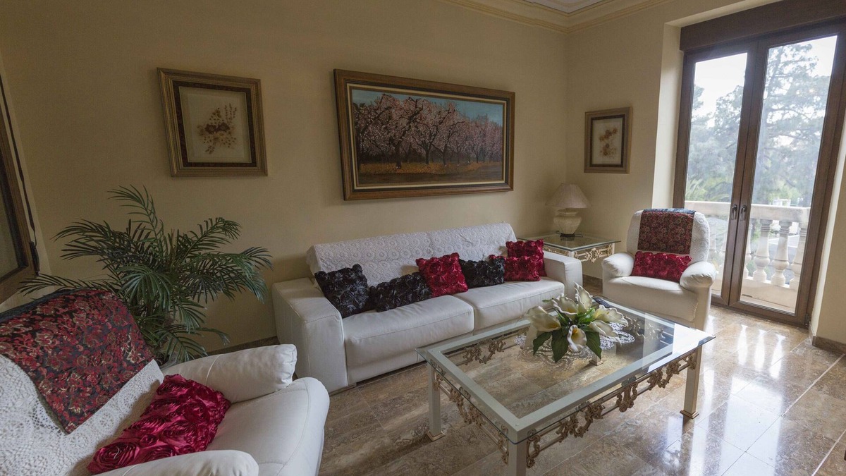 Monovar Apartment | Luxury apartment in Tortosa Building