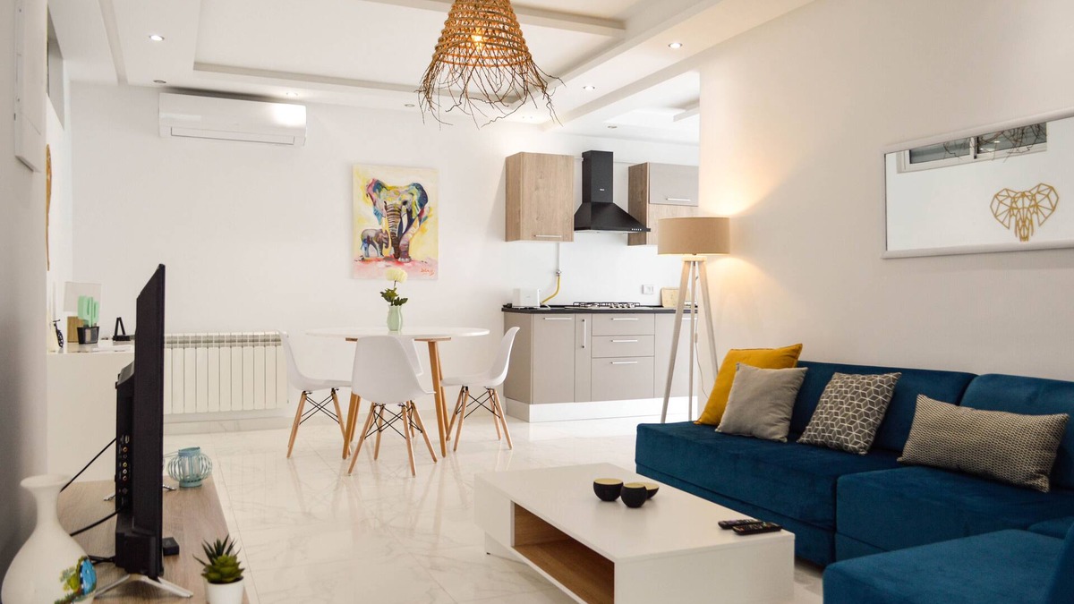 La Marsa Apartment | Luxury Apartment @ La Marsa | 2 bed 1 Bath