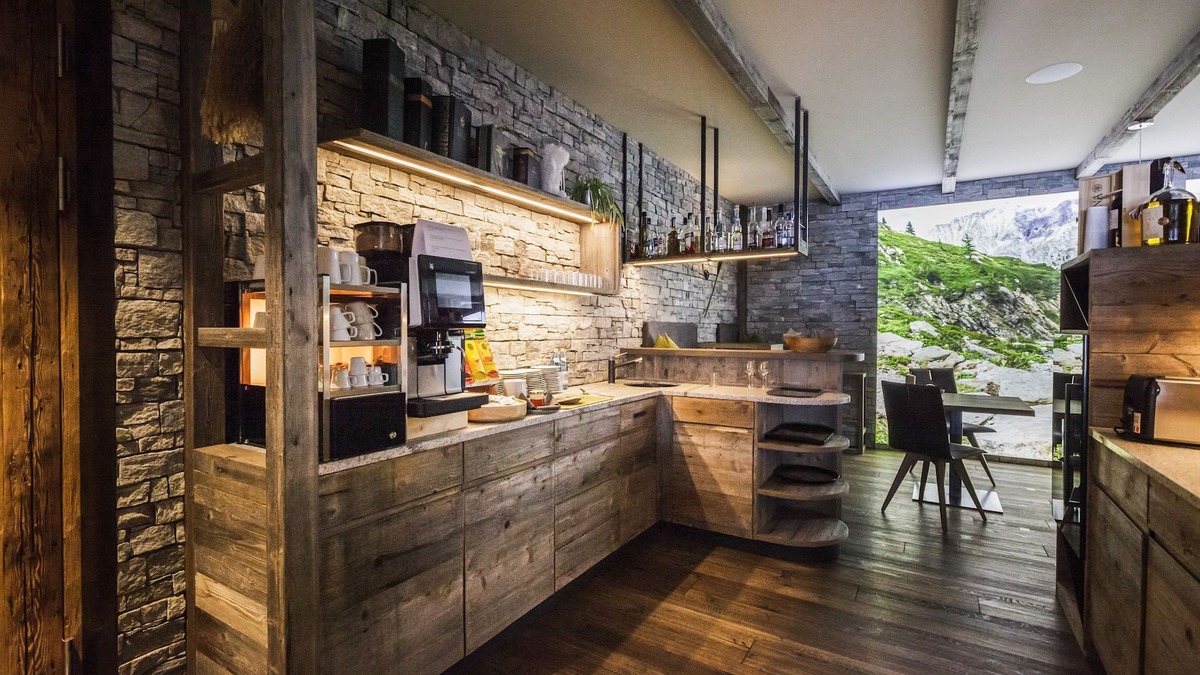 Lutago Apartment | Luxury Apartment Lodge with Terrace, Mountain View and Spa Access