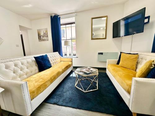 Blaenavon Apartment | Luxury apartment, Mountain View in a Heritage Town