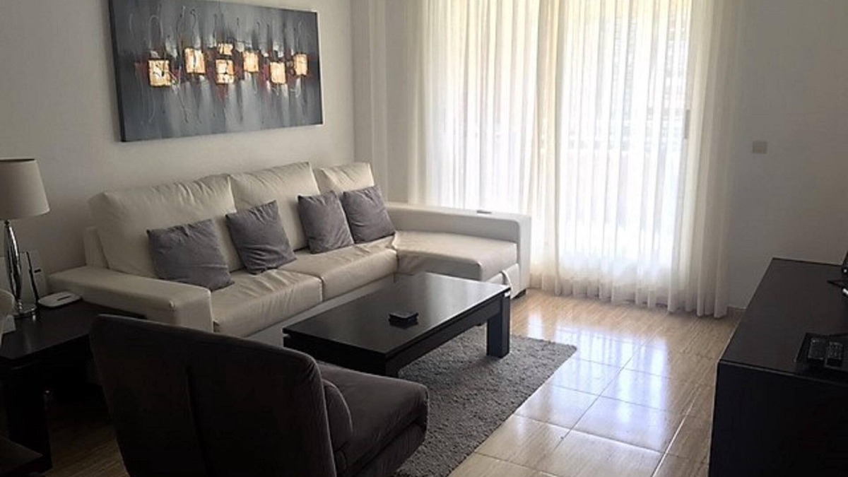 Platja de l'Arenal Apartment | Luxury apartment near Arenal beach Sleeps 6. Fully equipped. Full AirCon/Heating