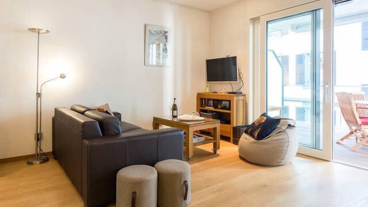 Montreux City Centre Apartment | Luxury apartment sleeps 2/3 in the centre with large terrace