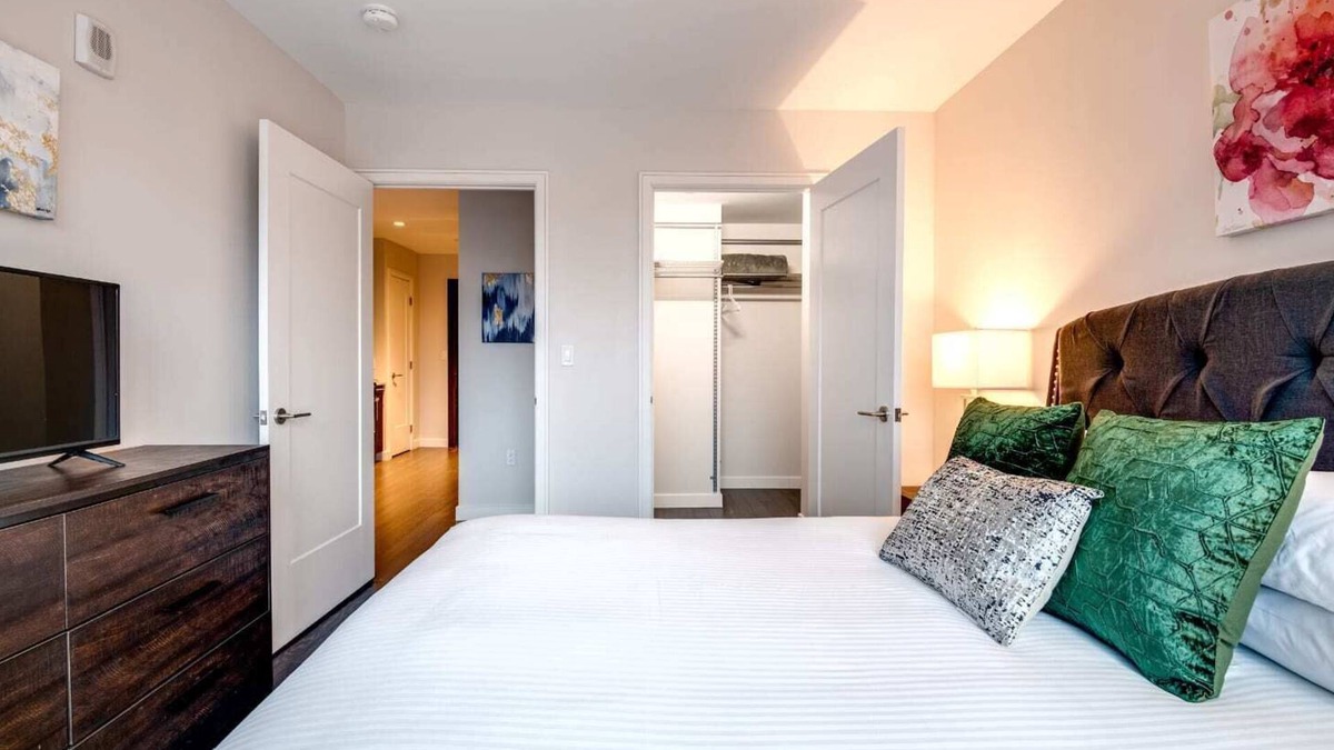 Seaport District Apartment | Luxury Apt in the Heart of Seaport
