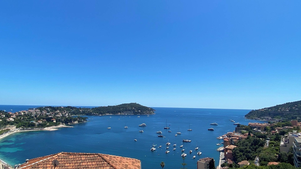 Villefranche-sur-Mer Apartment | Luxury at its Best with Panoramic Mediterranean View