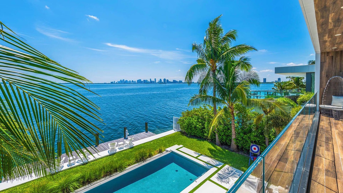 North Bay Village Villa | Luxury Bayfront Villa with Pool New Construction