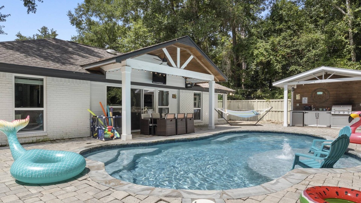 Ocean Springs House | Luxury Bayou Experience - secluded pool in Ocean Springs!