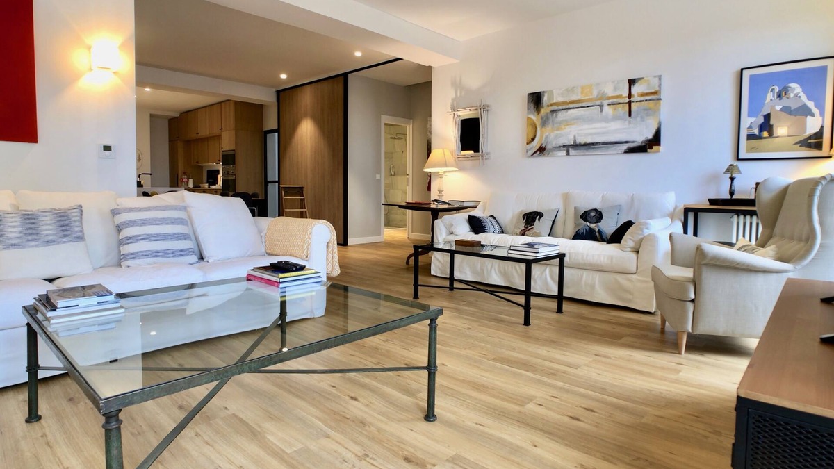 Gros Apartment | LUXURY: Beach Front Apartment -Kursaal 4 bedrooms + 4 bathrooms- 4 bedrooms + 4 bath -8pax