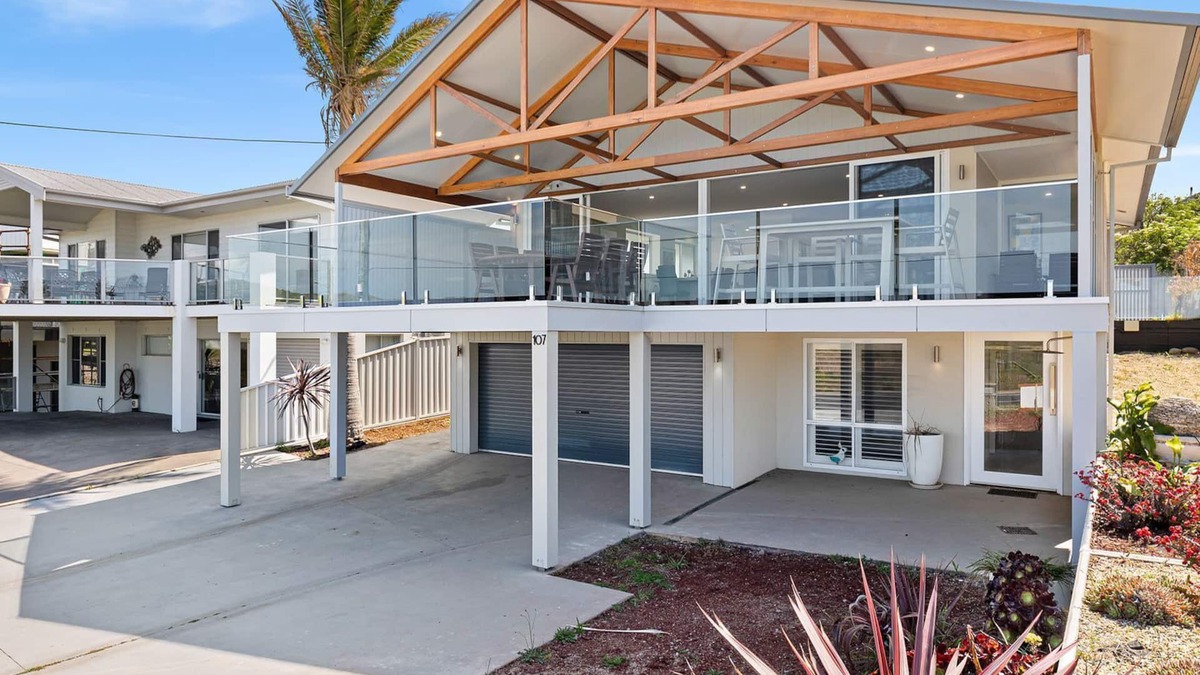 Kianga House | Luxury Beach House at Carters