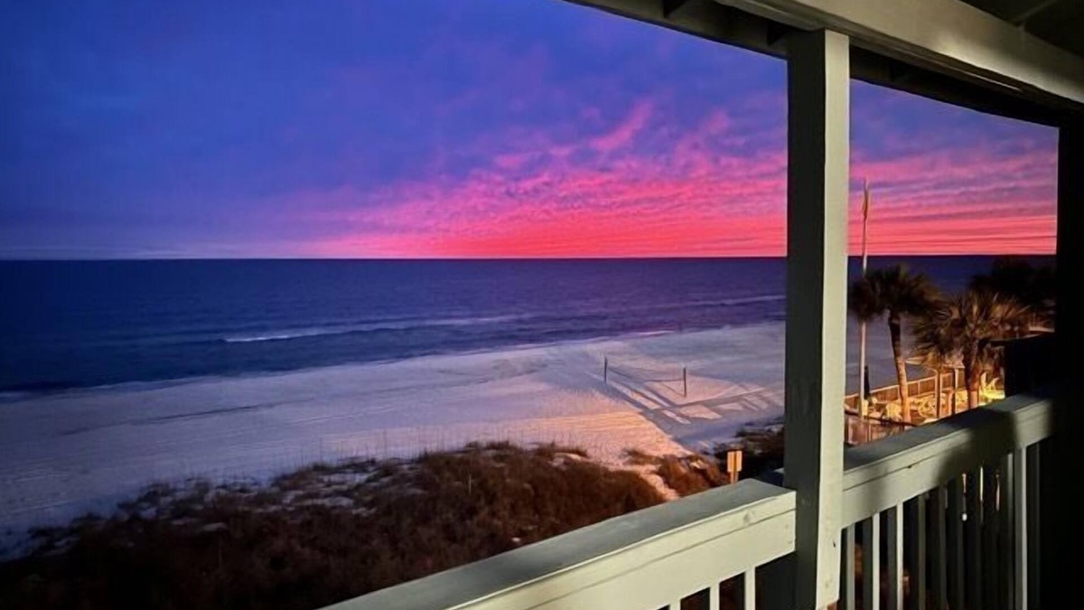 West Panama City Beach House | Luxury Beach Front Townhouse – 4BR/3.5 BA Slps 14!