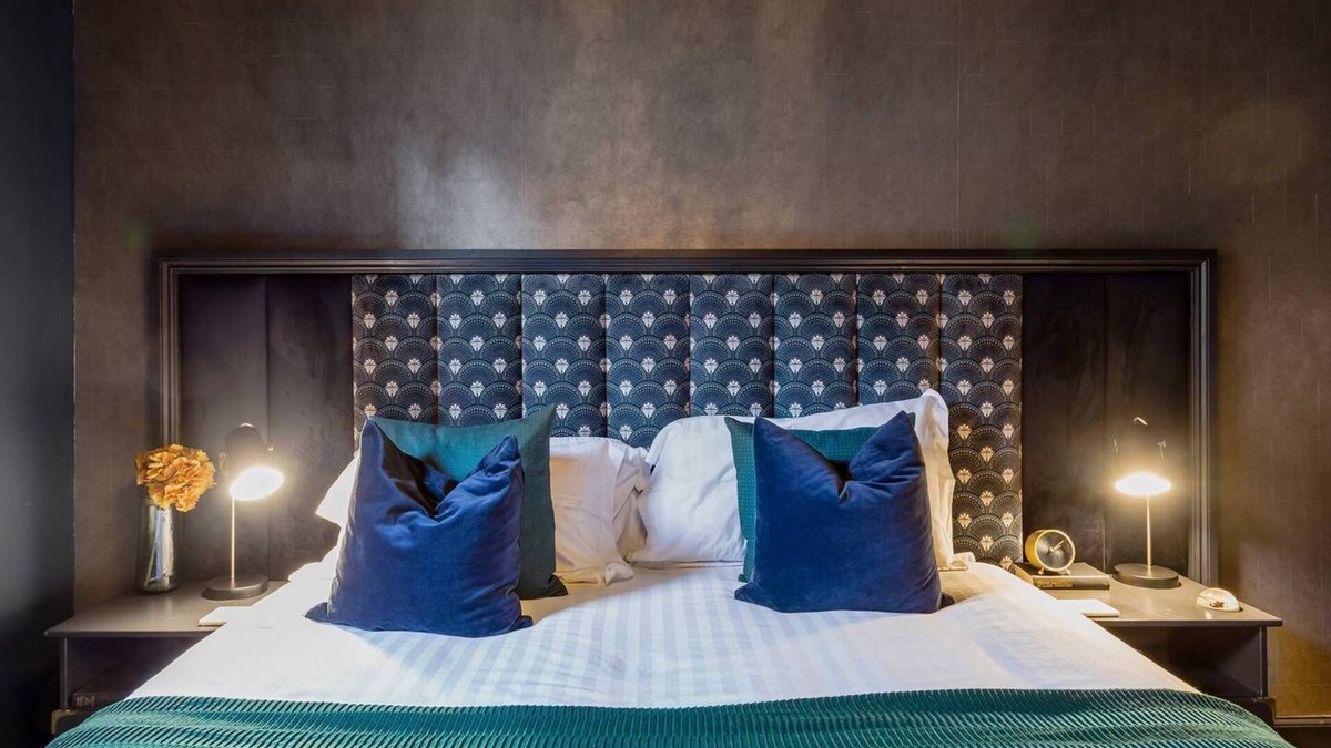 Comely Bank Apartment | Luxury Boutique Apt in fashionable Stockbridge 5*