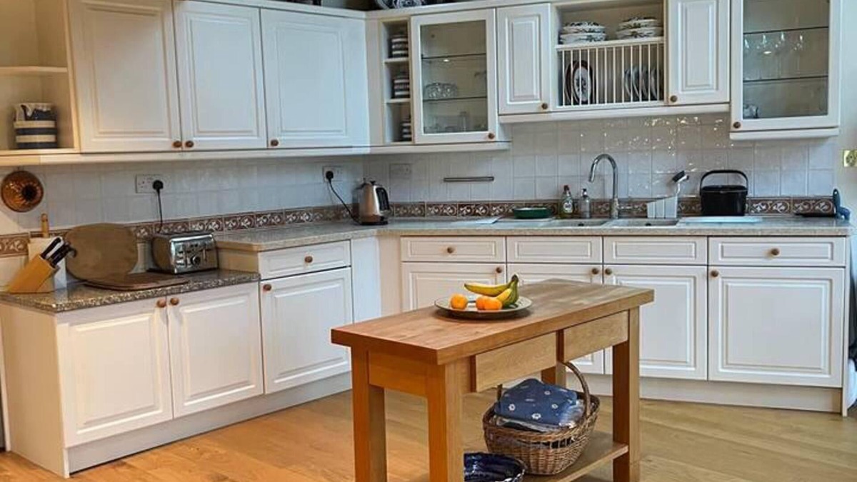 Funtington House | Luxury Brick and Flint House in Funtington