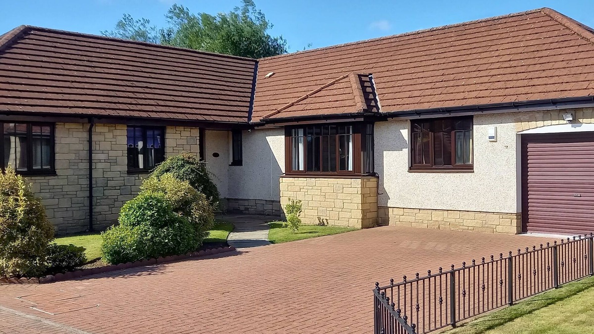 Kirkcaldy House | Luxury bungalow in a quiet but central location in the coastal town of Kirkcaldy