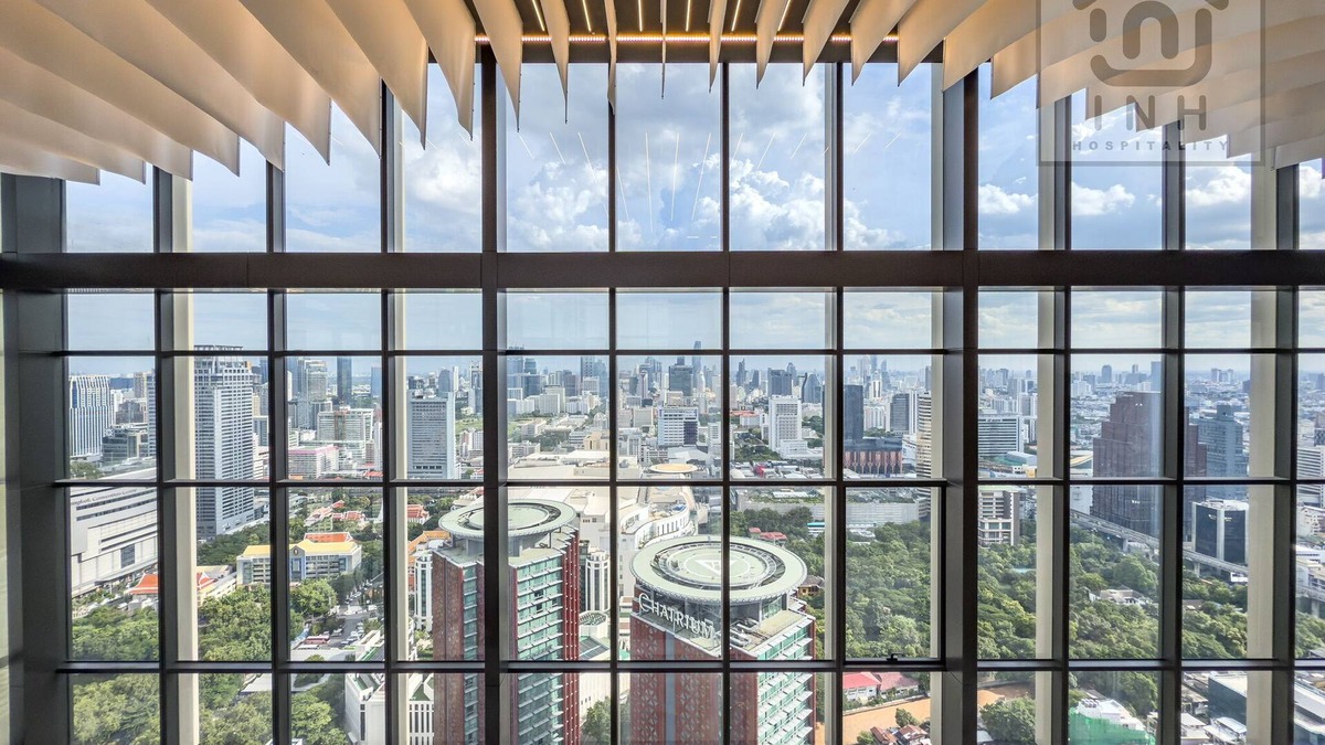 Bouvet Island Apartment | Luxury Condo in the Heart of Bangkok · 5 Min Siam Paragon · 6 Days Free Pickup