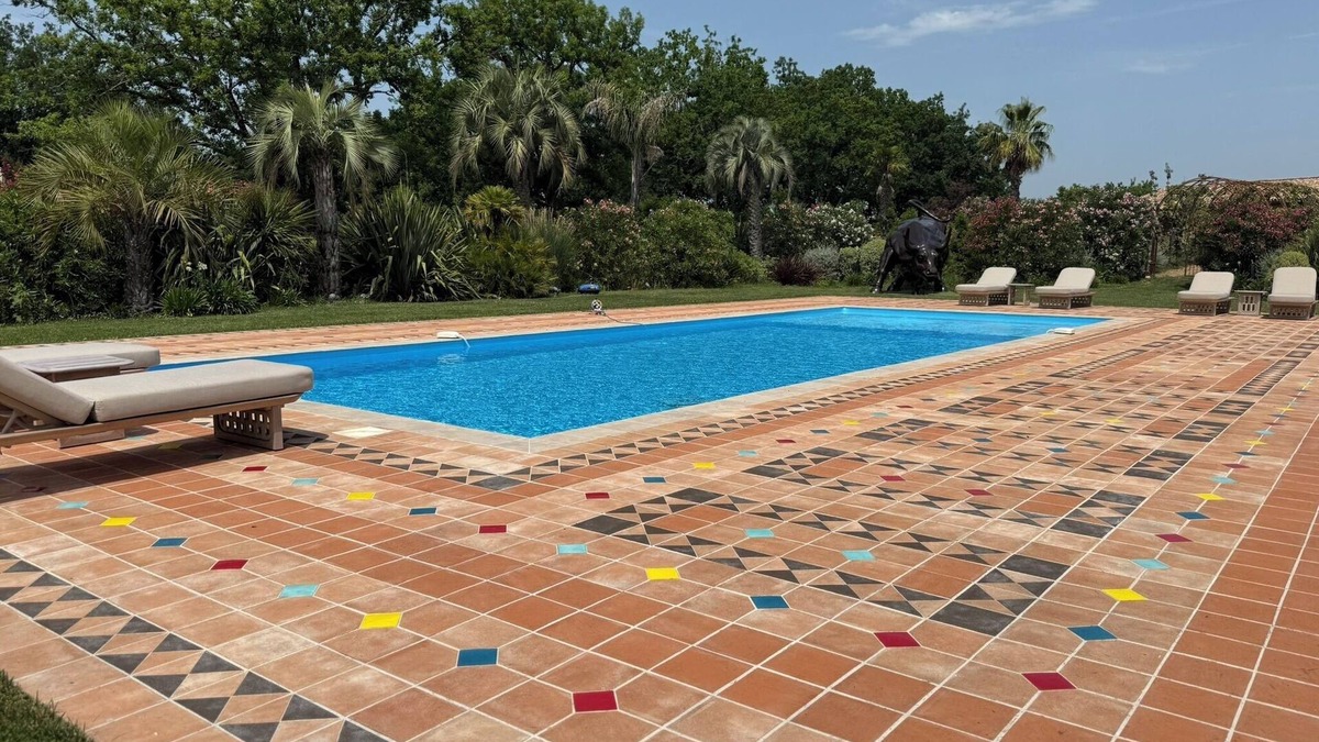 Pujols Cabin | Luxury, calm & nature: chalets nestled in a luxurious private estate