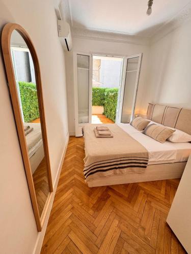 Thiers House | Luxury Central Condo with Private Terrace in Nice