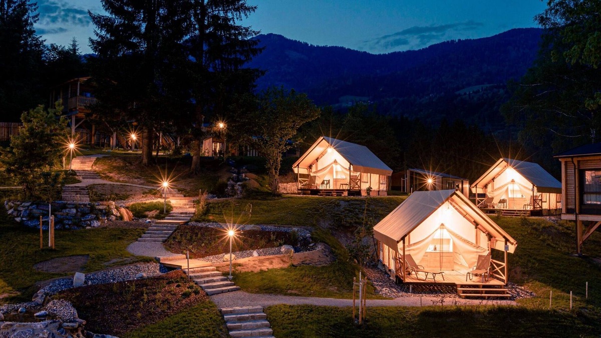 Kotschach-Mauthen Ski Chalet | Luxury Chalet With Dishwasher in the Area