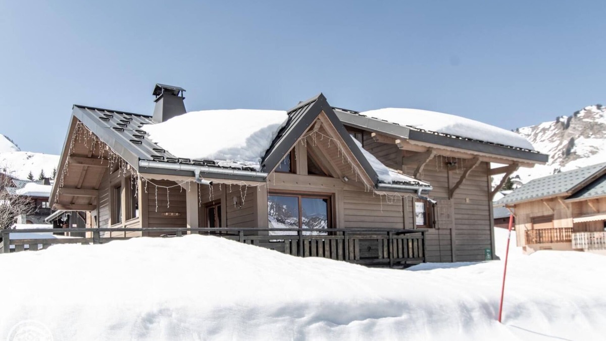 Le Praz de Lys Ski Chalet | Luxury chalet in the middle of the ski slopes