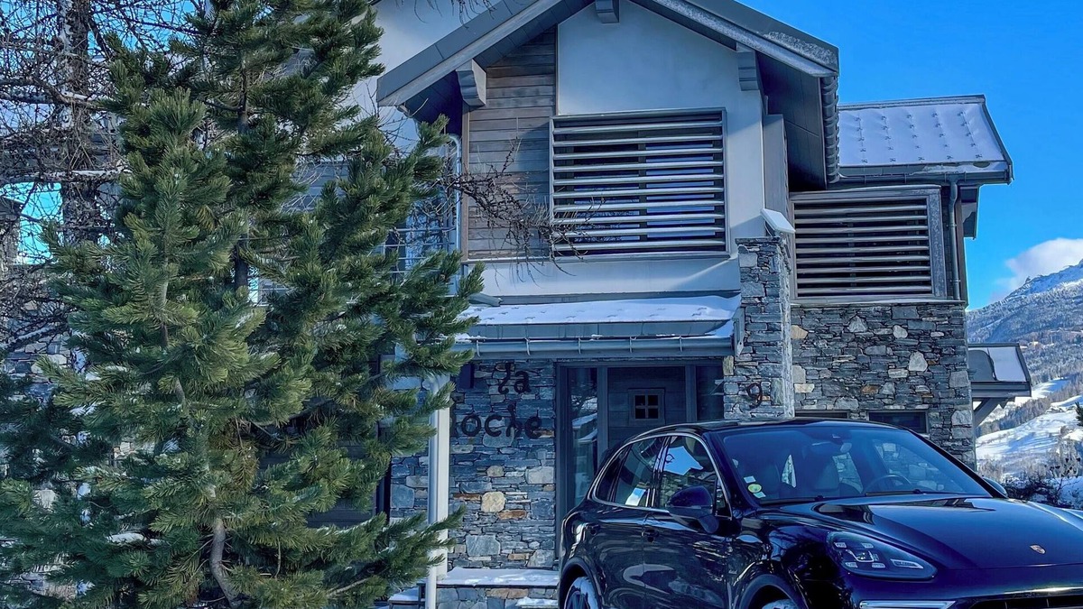 Bellentre Ski Chalet | Luxury chalet on the slopes in the heart of the resort - La Roche (La Plagne)