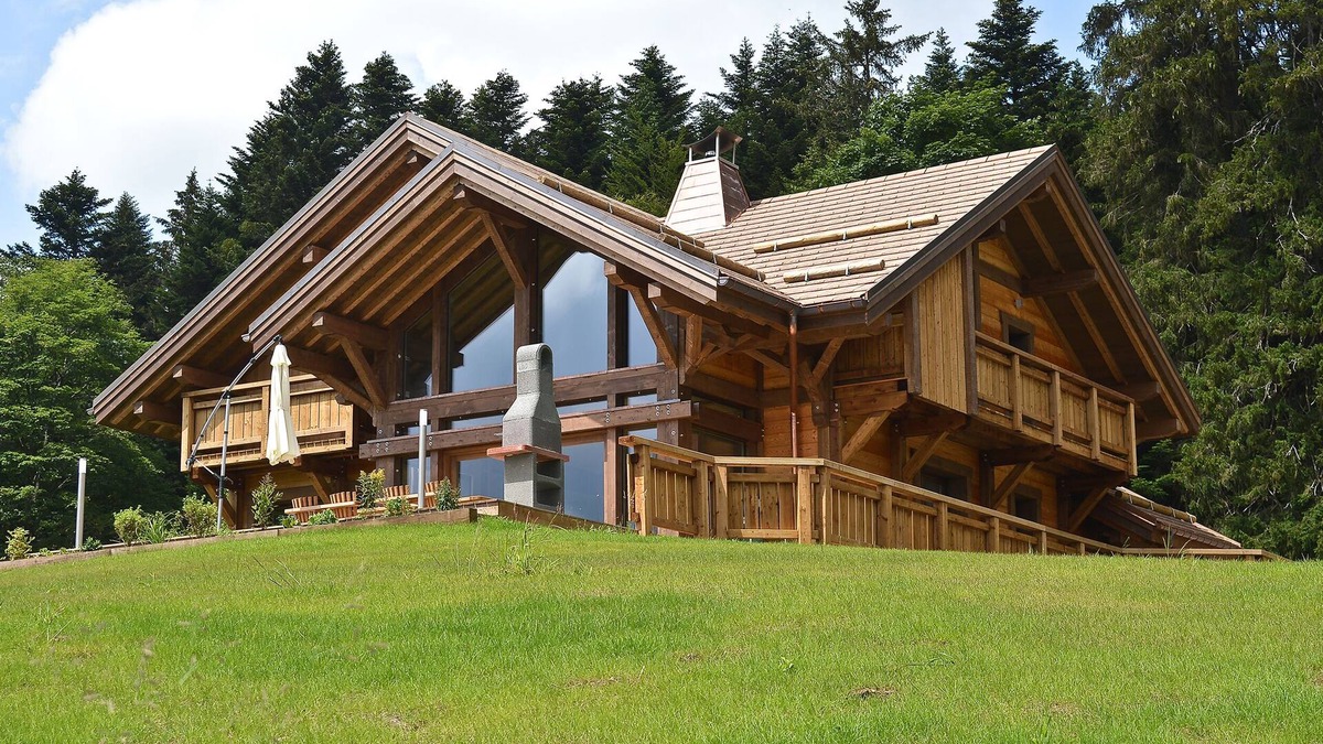 Granges-Aumontzey Ski Chalet | luxury chalet with sauna and jacuzzi
