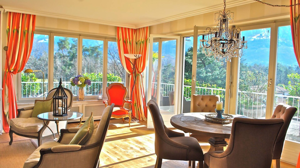 Ascona Apartment | Luxury & Charm - Beautiful Ascona Penthouse Steps to Golfcourse & Beach