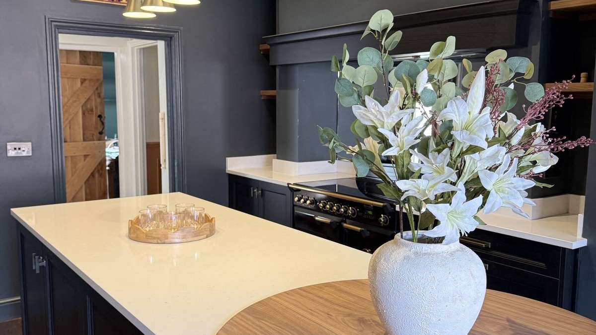 Lincoln House | Luxury City Centre Georgian Town House