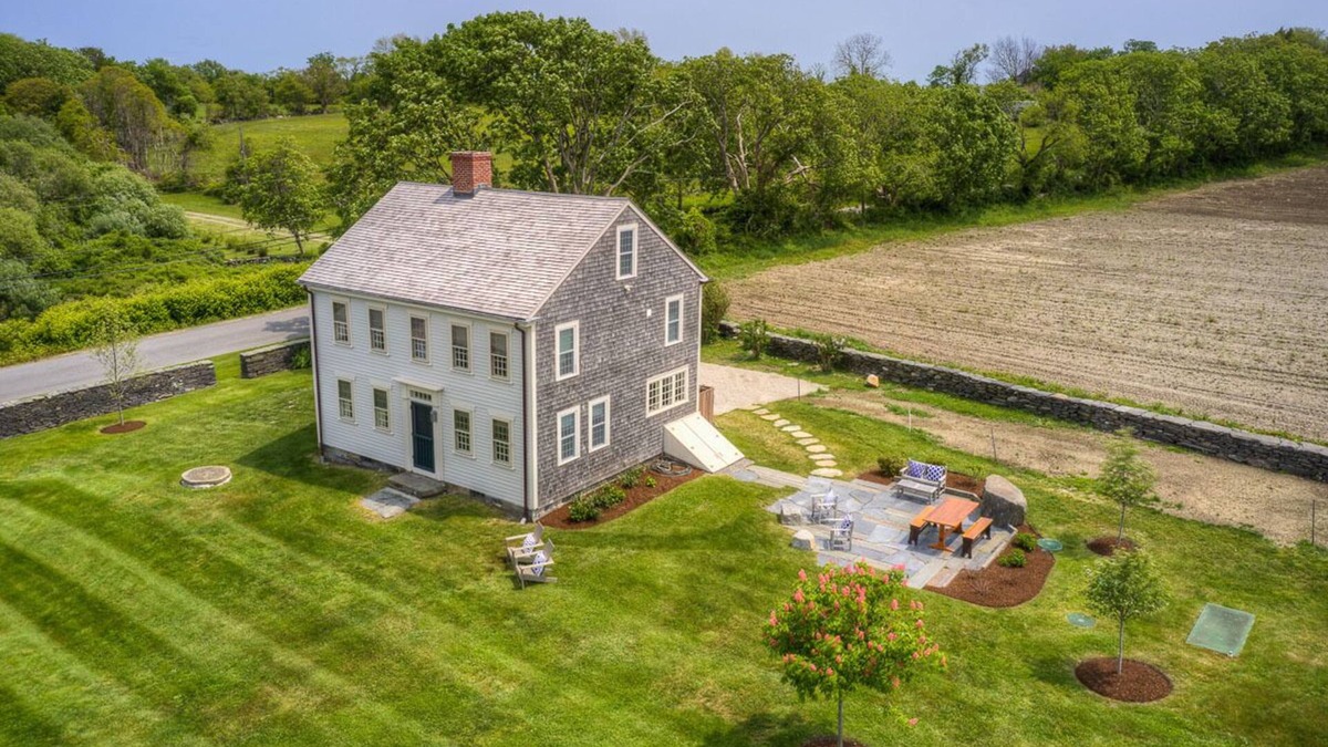 Tiverton Other | Luxury Coastal Farmhouse Steps from the BeachnEntire HousenSleeps 6