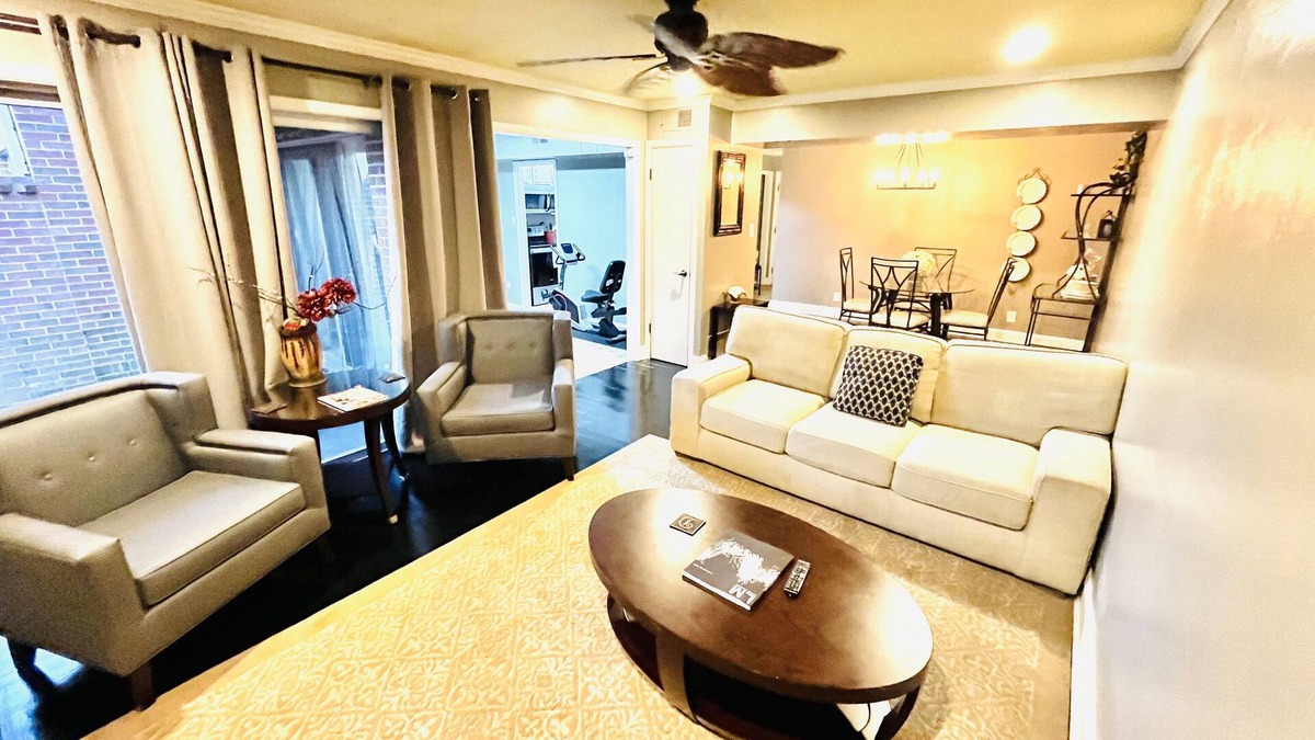 Macon Condo | LUXURY CONDO - ALLMAN BROTHERS BAND MUSEUM, MERCER UNIVERSITY, AMPHITHEATER