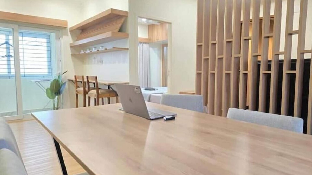 Thousand Lights Apartment | Luxury Condo near Apollo 2BHK