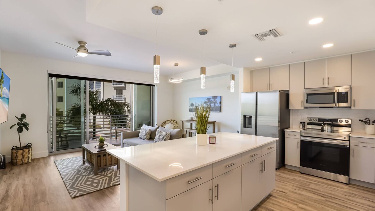 North Trail Condo | Luxury Condo with Xtra Large Patio & Pool Views