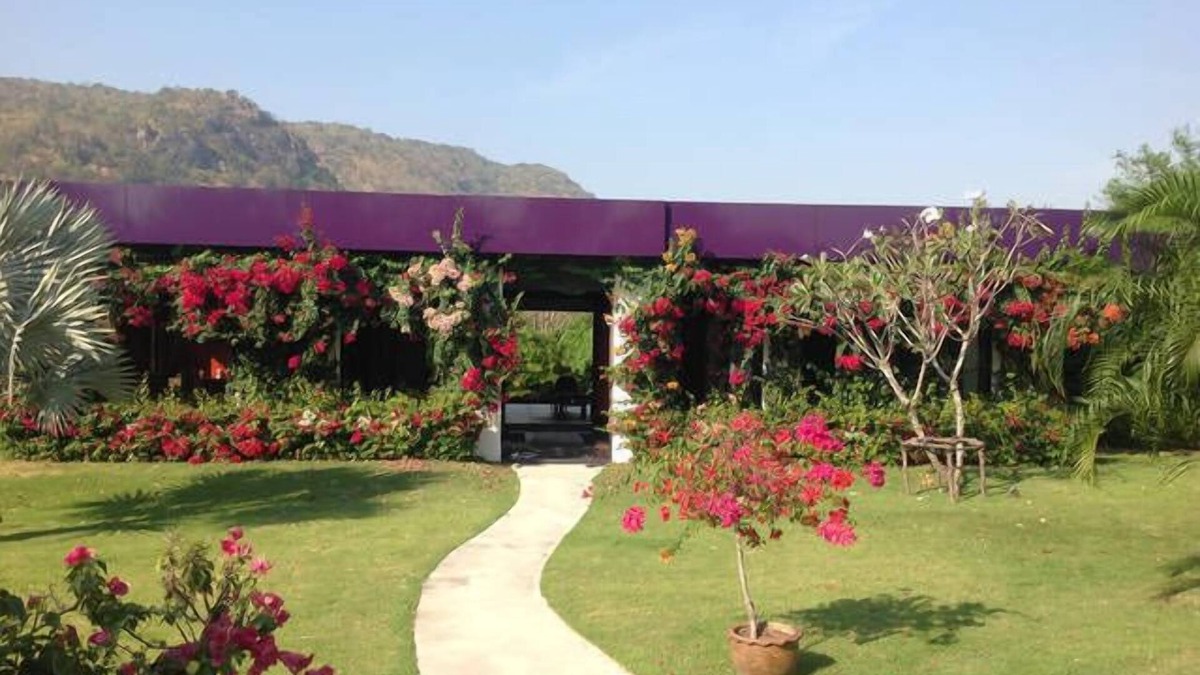 Hin Lek Fai Villa | Luxury Contemporary Retreat Next to N°1 Golf in Thailand