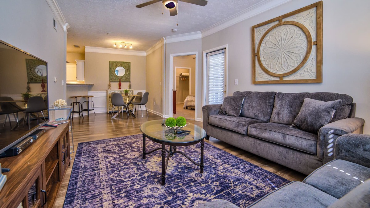 Cartersville Apartment | Luxury & Convenience near LakePoint and Downtown Cartersville