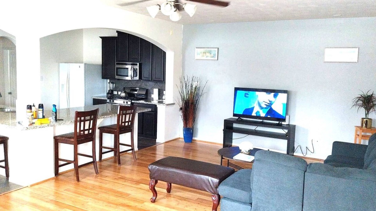 Barker House | Luxury corporate Townhome in the acclaimed Copperfield neighborhood in Houston.