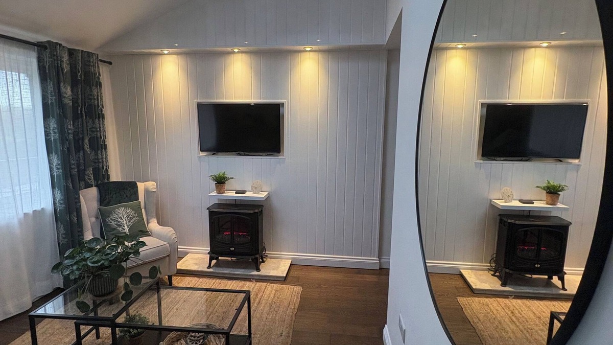 Calverleigh Apartment | Luxury Countryside Apartment with stunning views