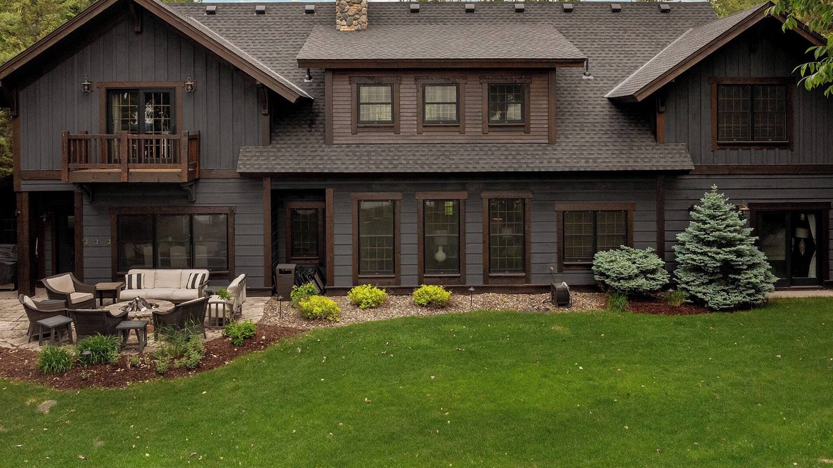 Pequot Lakes House | Luxury Craftsman Lower Whitefish Home