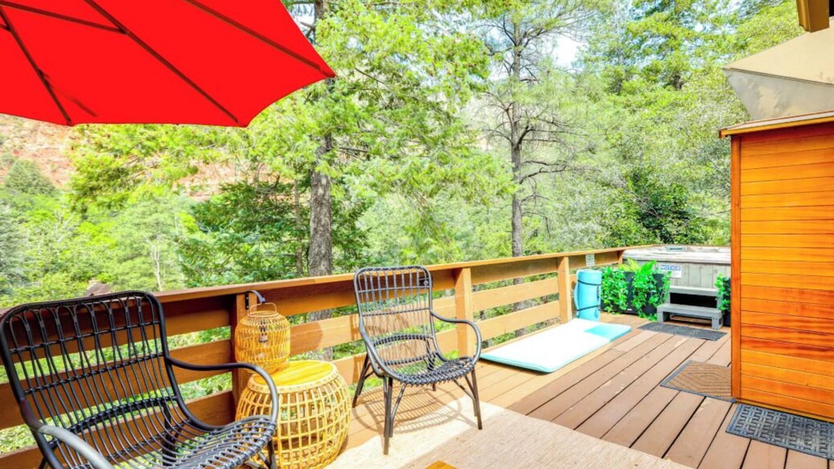 Sedona Resort | Luxury Creek Home with Spa, Sauna & Views